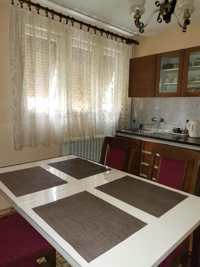 Keližual Apartment Gornji Milanovac Bagian luar foto