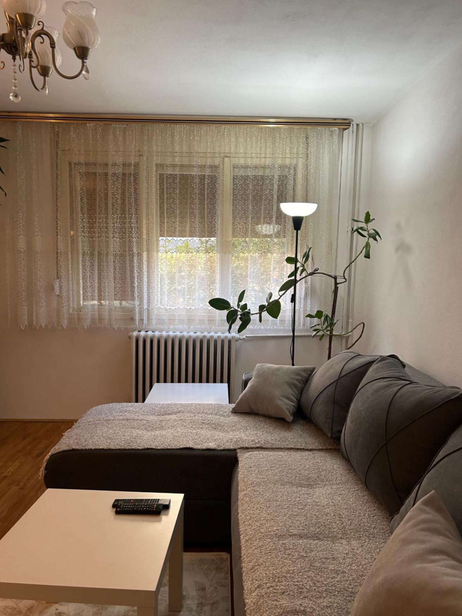 Keližual Apartment Gornji Milanovac Bagian luar foto